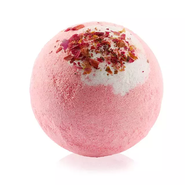 Bath Bomb With Dry Rose Flower
